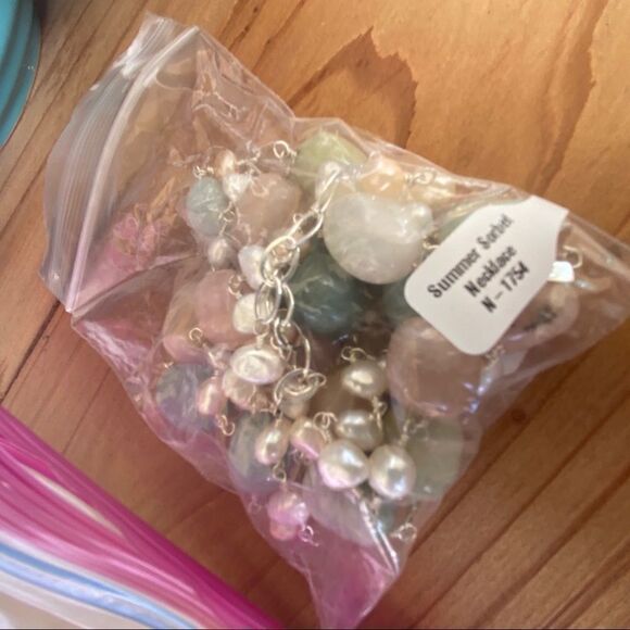 Vantel Pearl Co.  Summer Sorbet Necklace - Picture 8 of 8